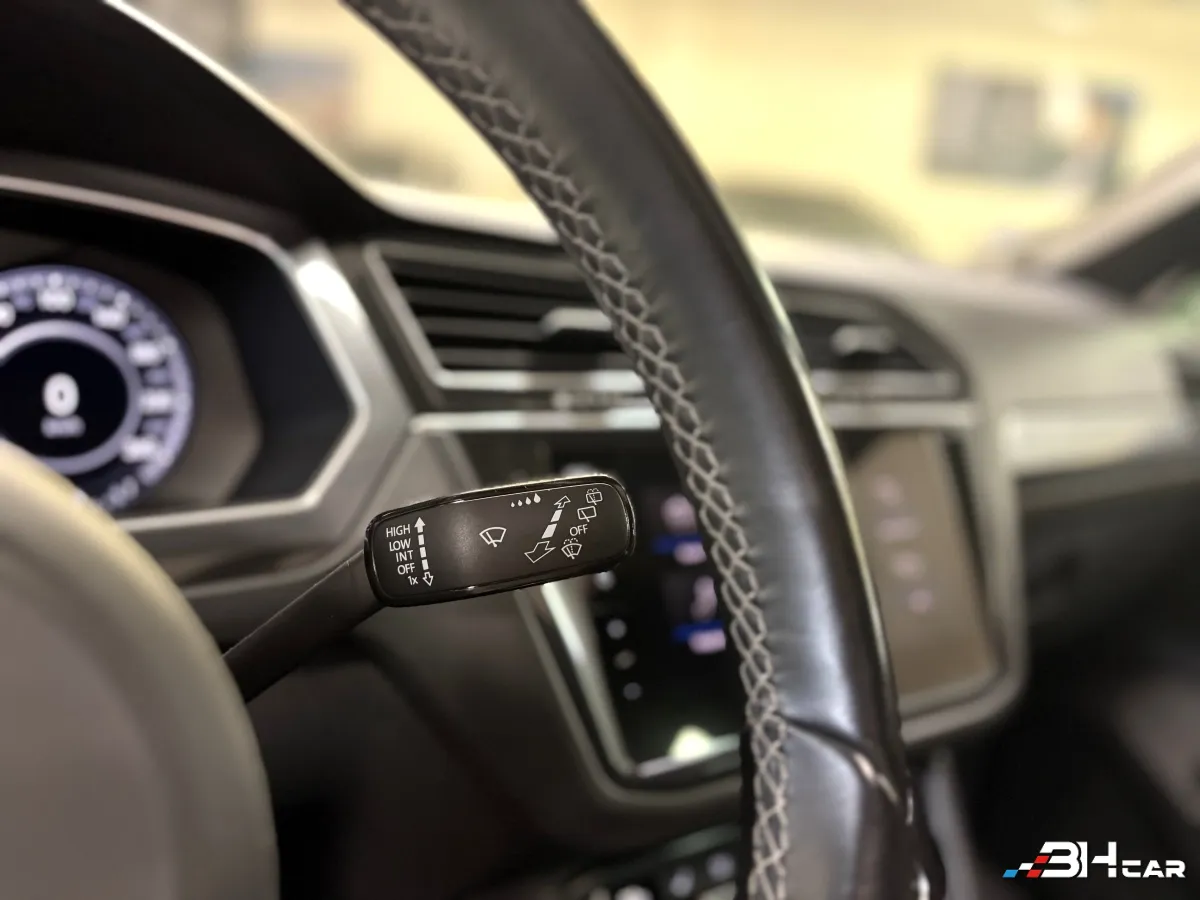 Volkswagen Tiguan - photo 38