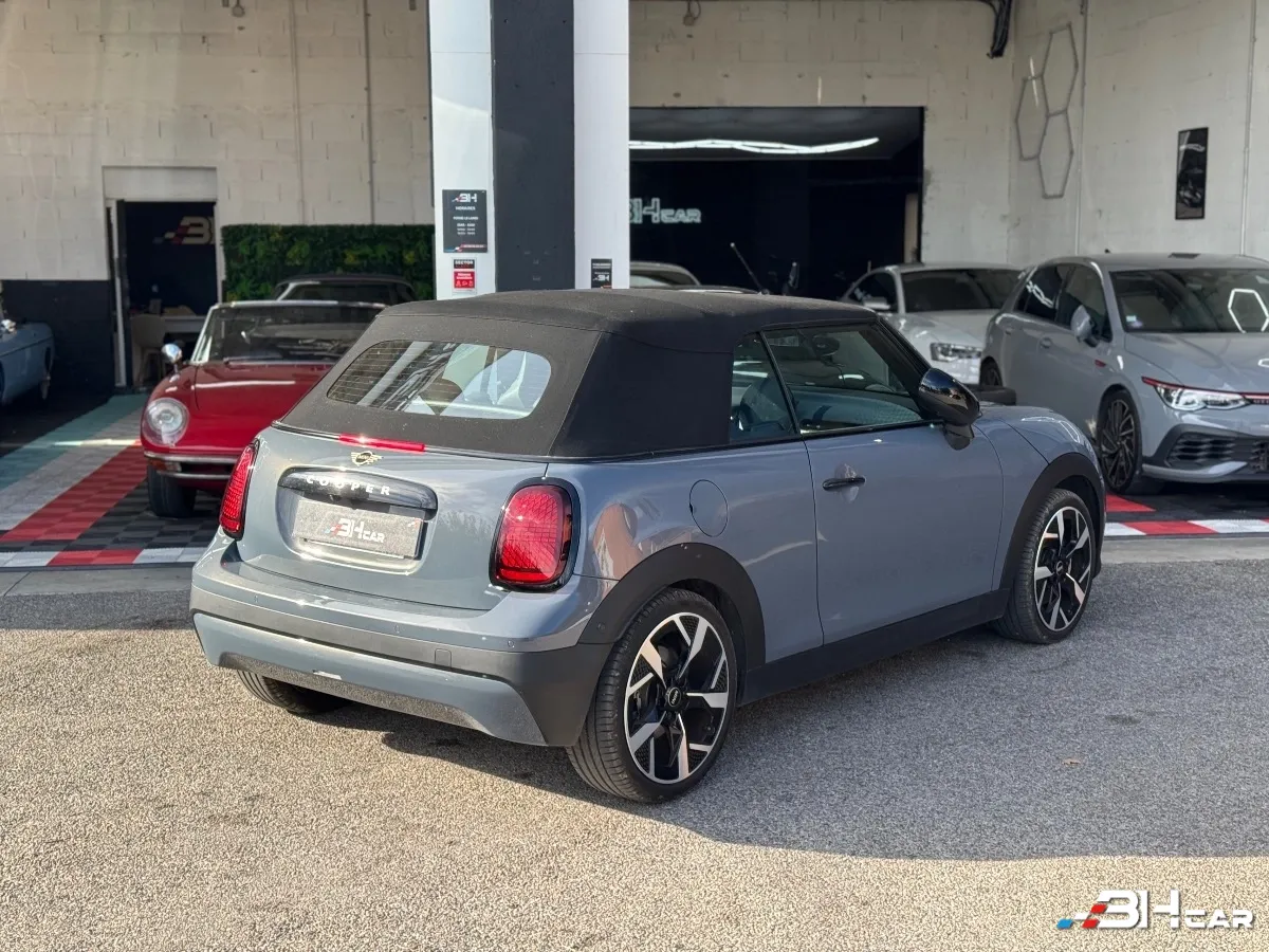 Mini Cabrio - photo 5