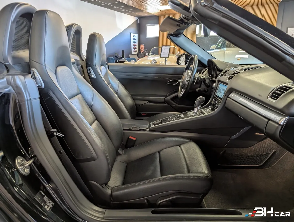 Porsche Boxster - photo 9