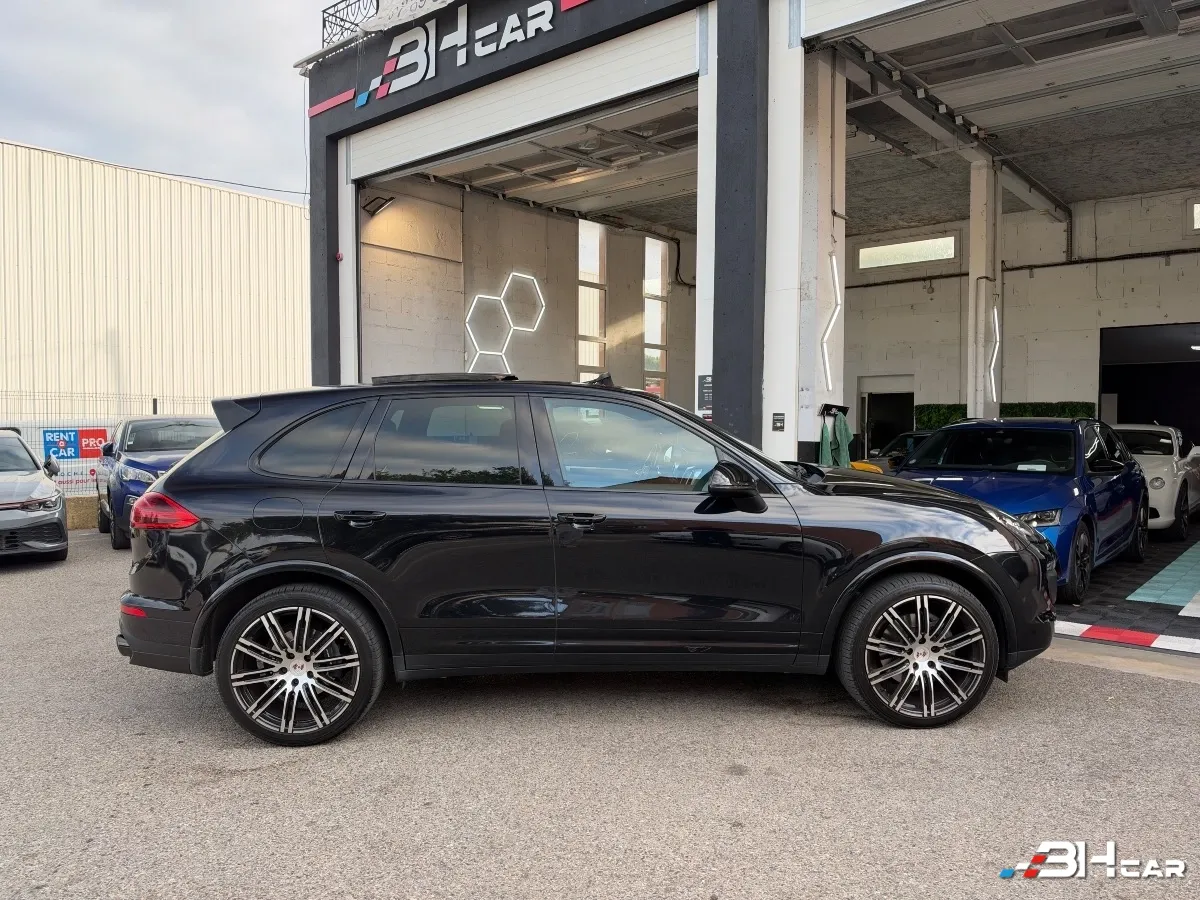 Porsche Cayenne - photo 5