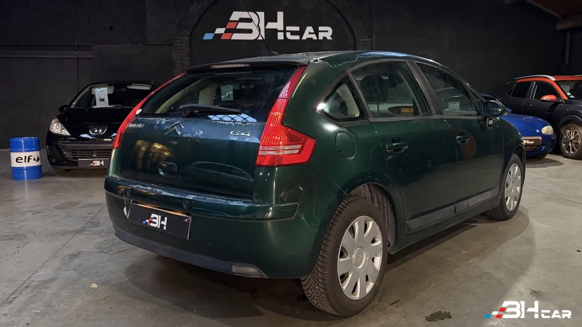 Citroen C4 - photo 2