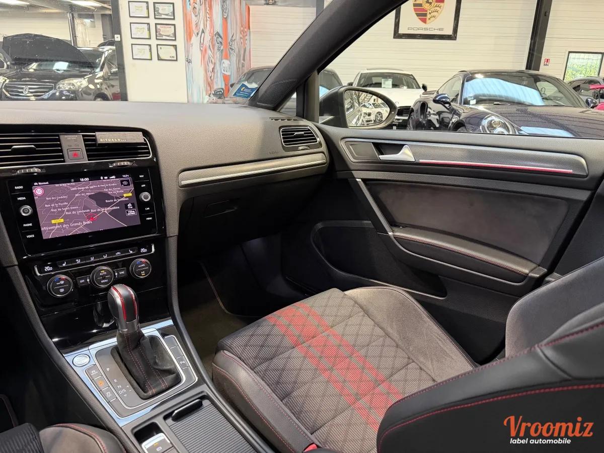 Volkswagen Golf 2.0 TSI 290 GTI TCR DSG BVA