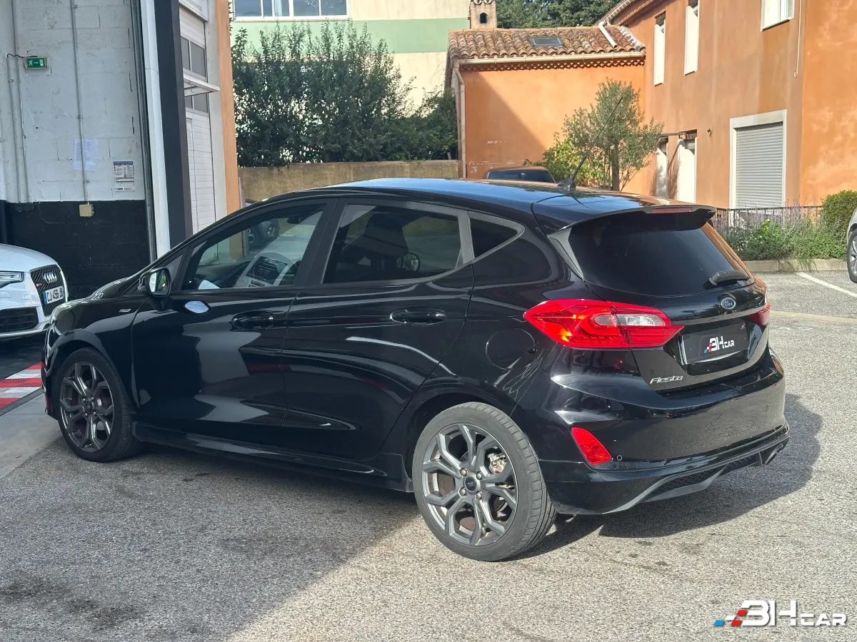 Ford Fiesta - photo 10