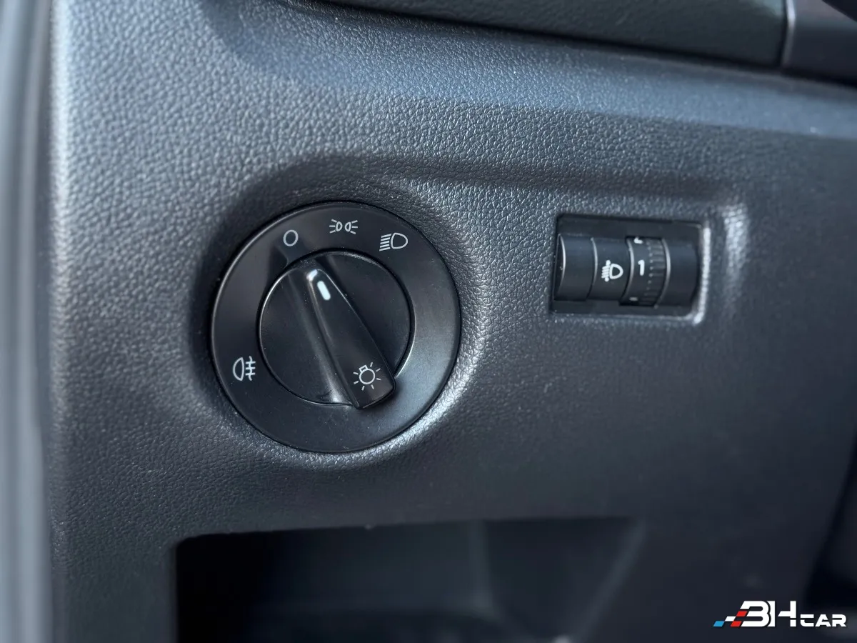 Skoda Fabia - photo 18