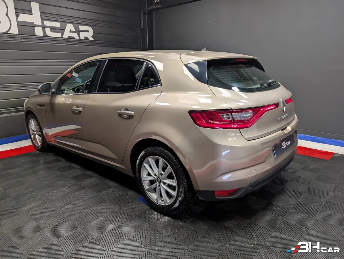 Renault Megane - photo 4