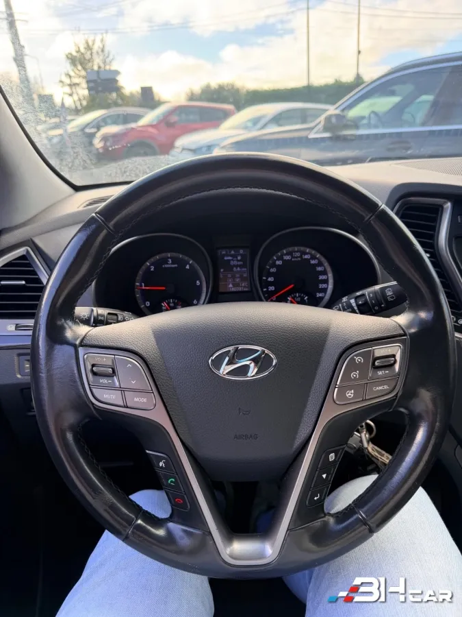 Hyundai Santa Fe - photo 6