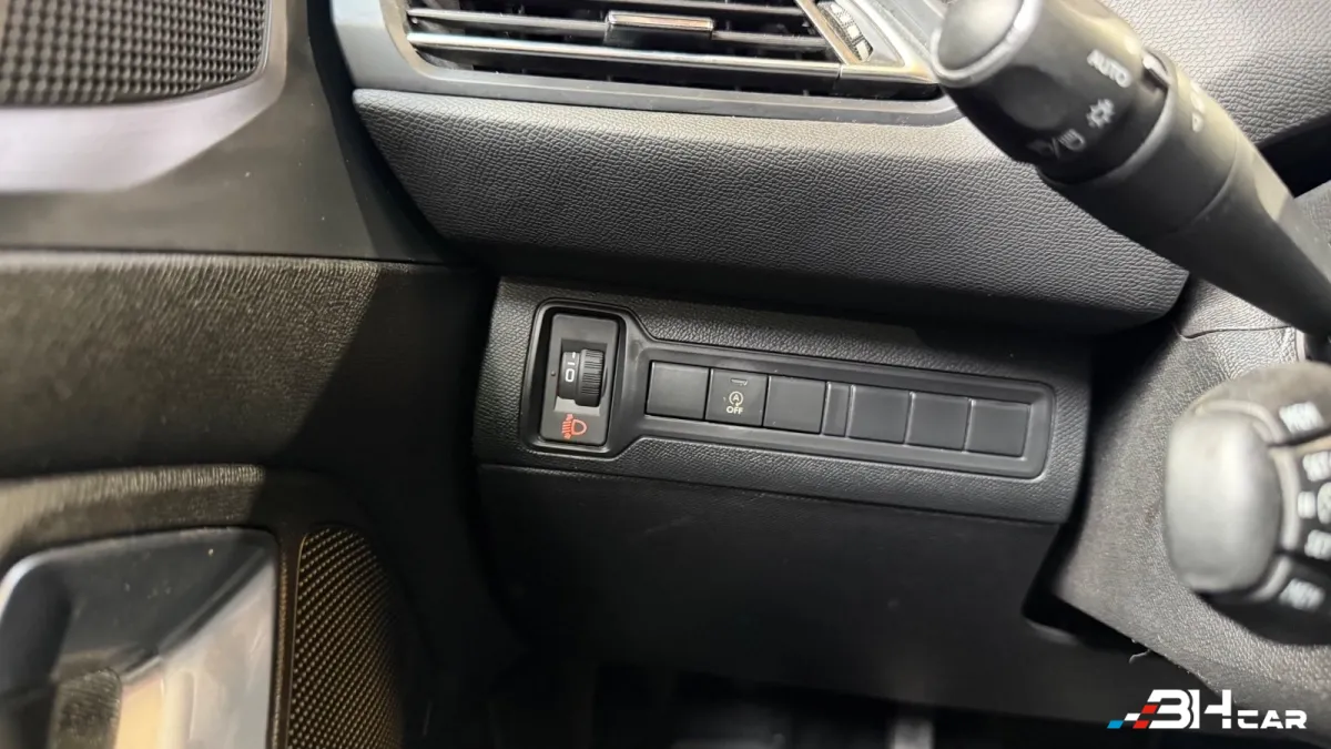 Peugeot 308 - photo 21