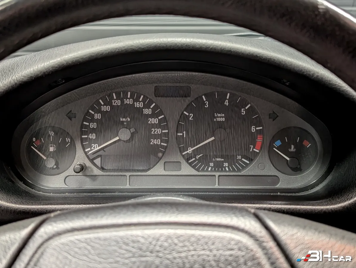 Bmw Serie 3 - photo 14
