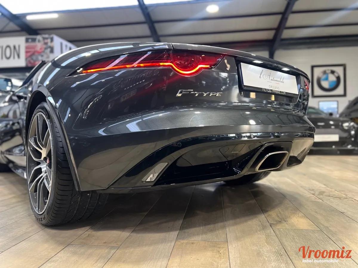 Jaguar F-type 