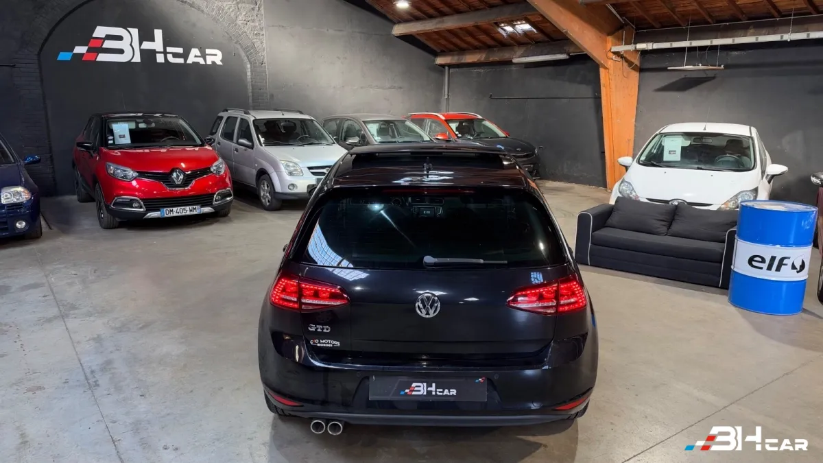 Volkswagen Golf - photo 8