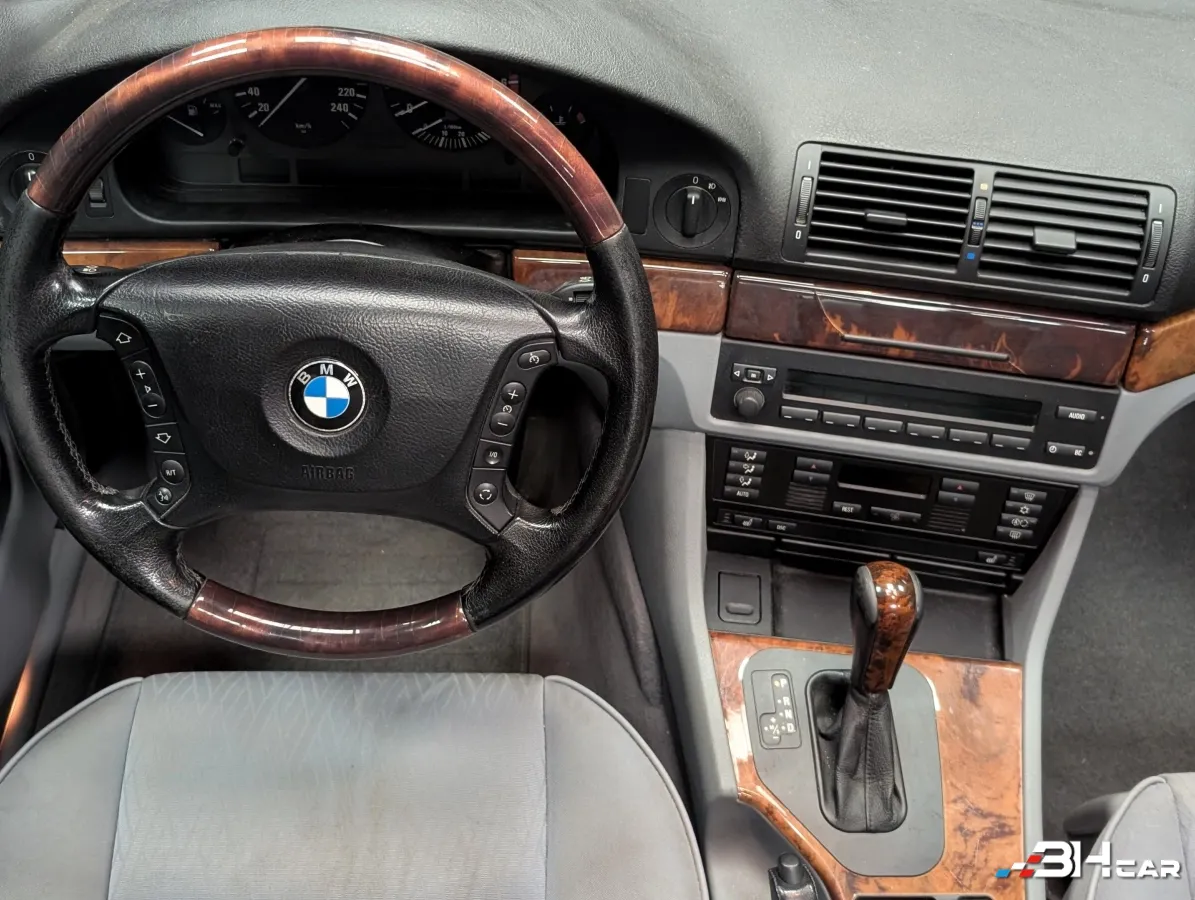 Bmw Serie 5 - photo 9