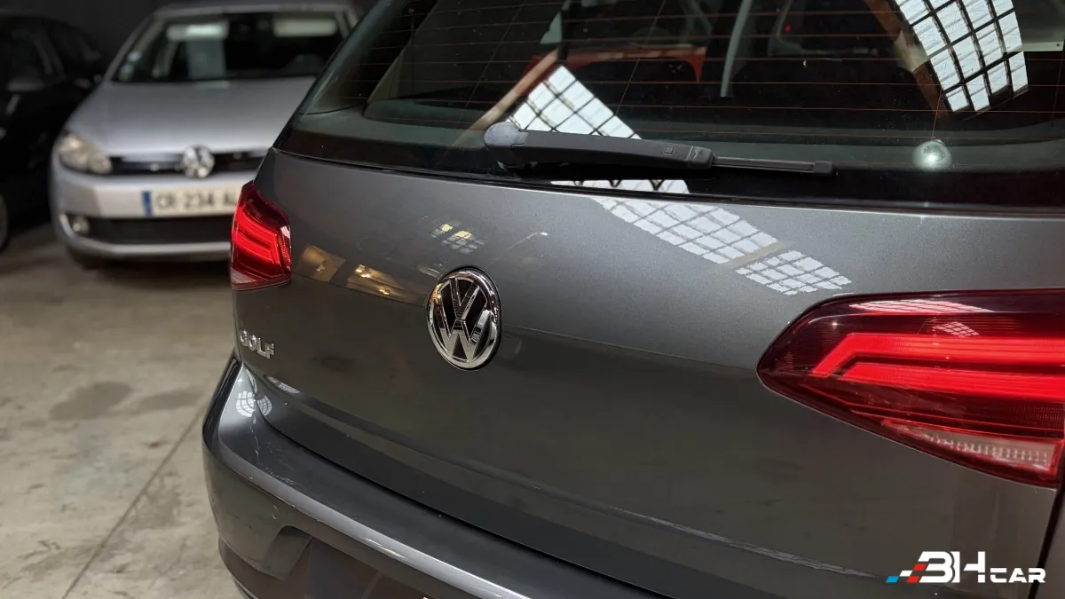 Volkswagen Golf - photo 10
