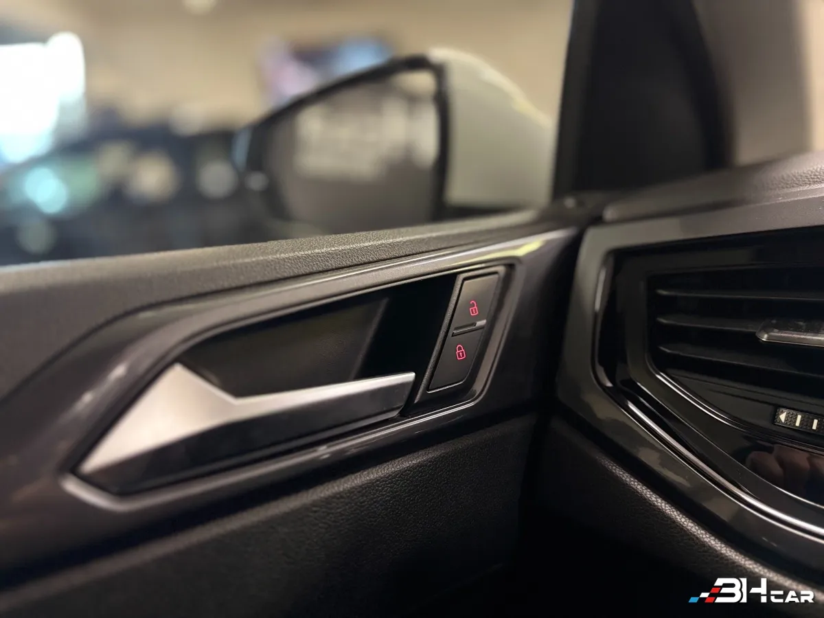 Volkswagen Polo - photo 20