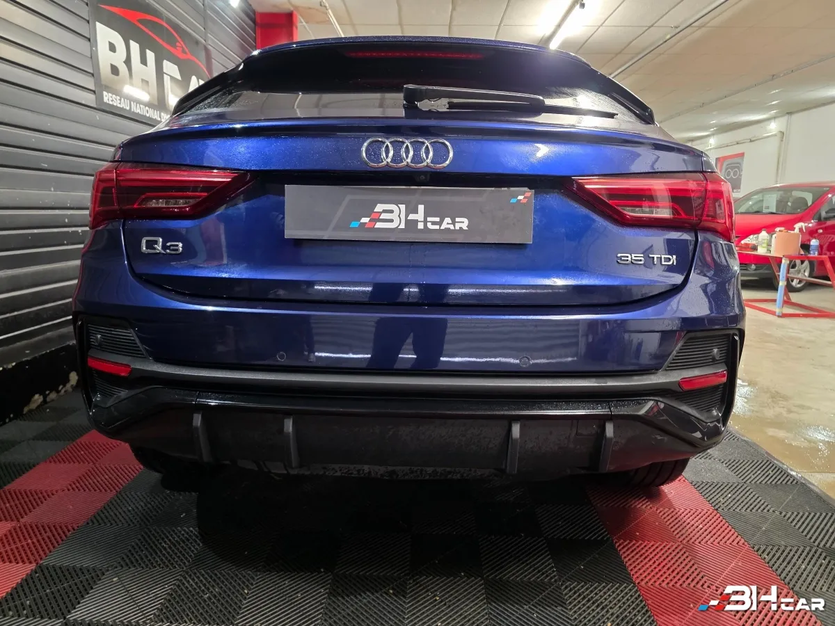 Audi Q3 - photo 6