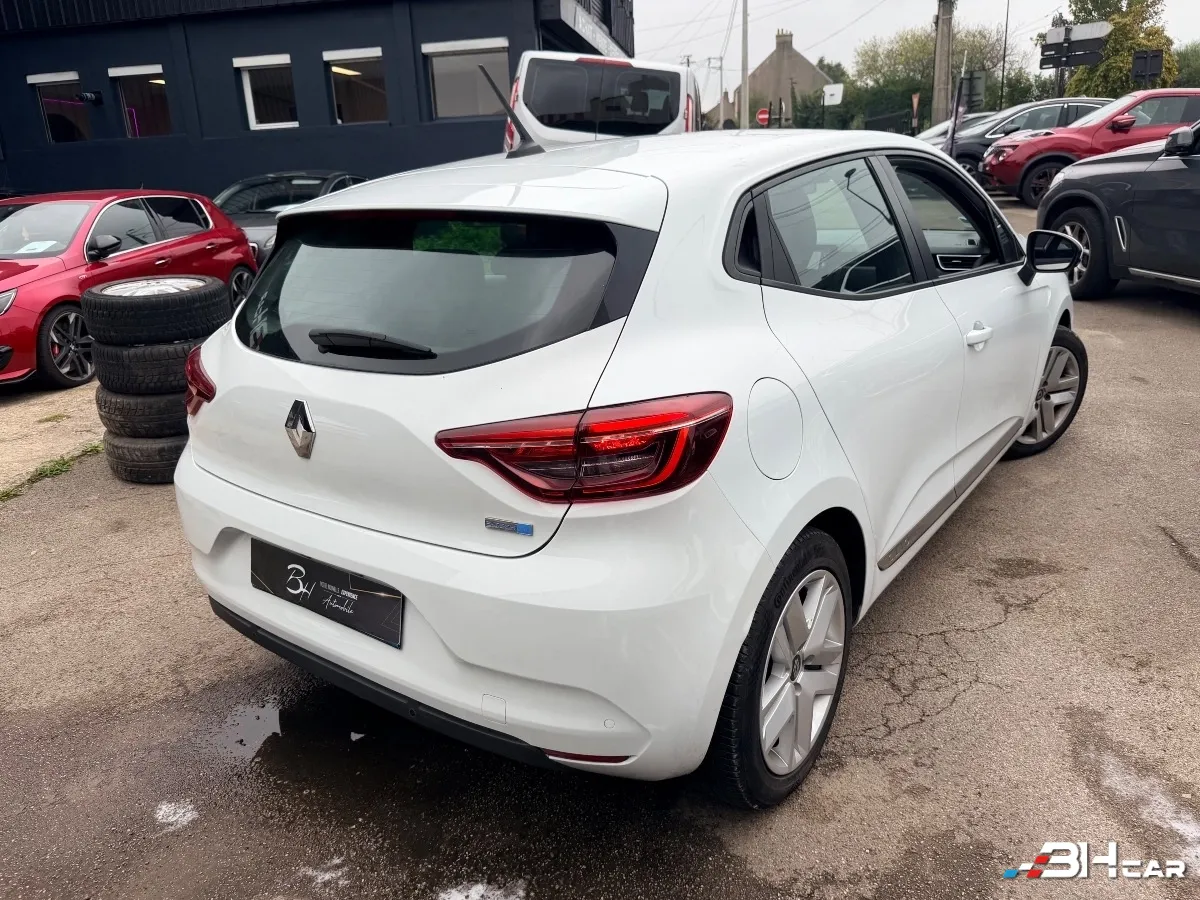Renault Clio - photo 11