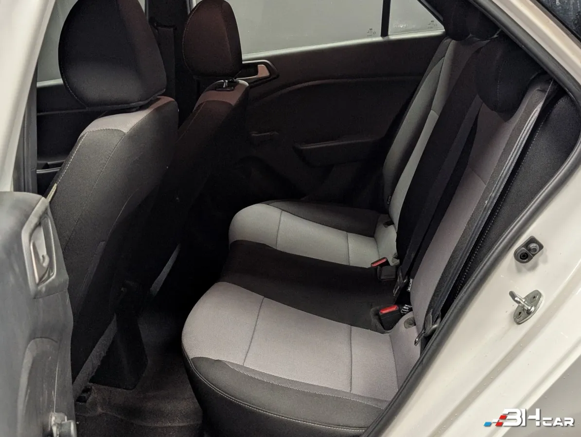 Hyundai I20 - photo 17