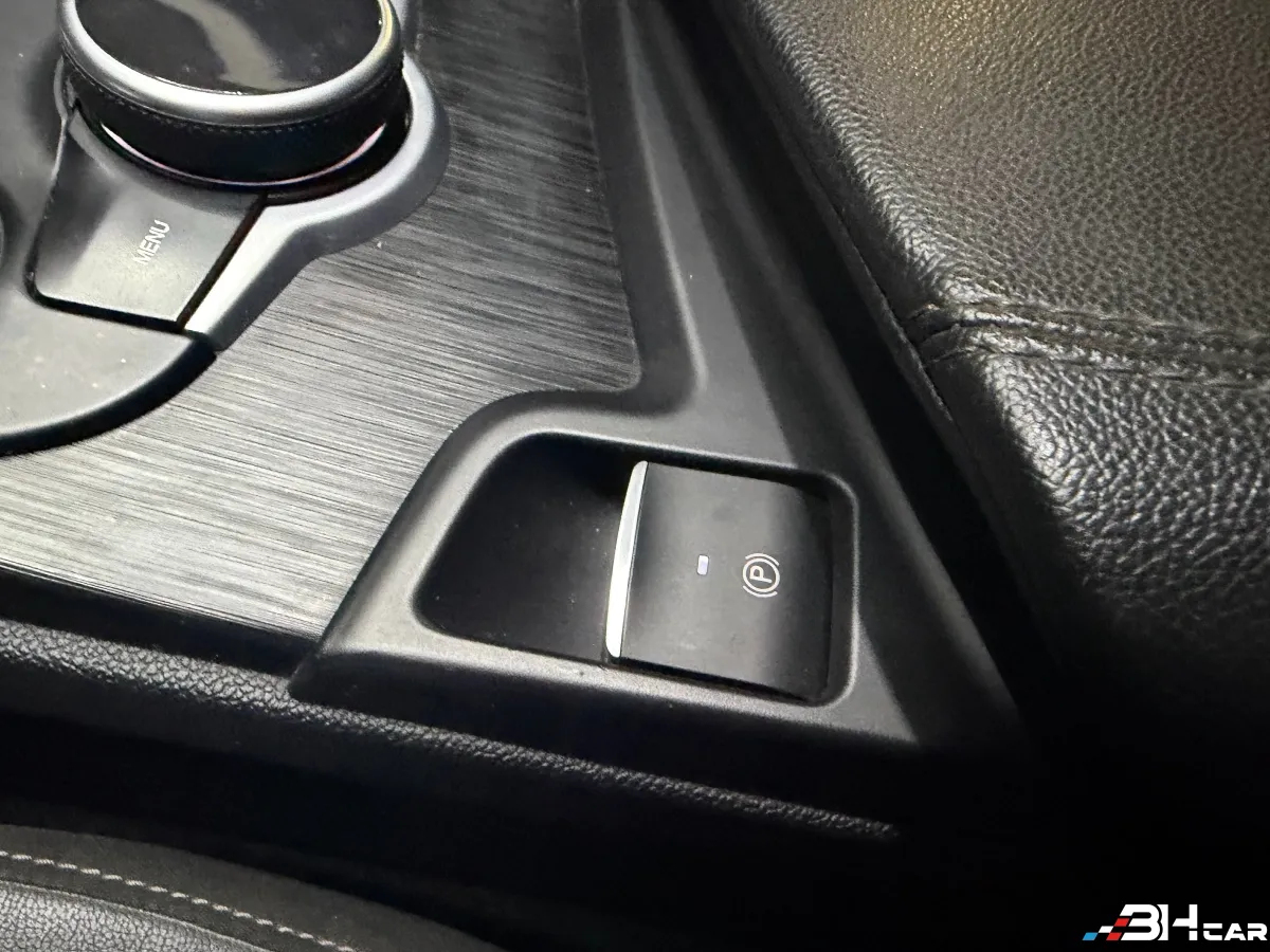 Alfa Romeo Stelvio - photo 28