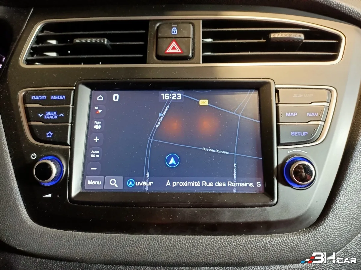 Hyundai I20 - photo 8