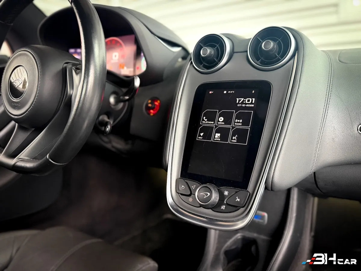 Mclaren 540c - photo 12