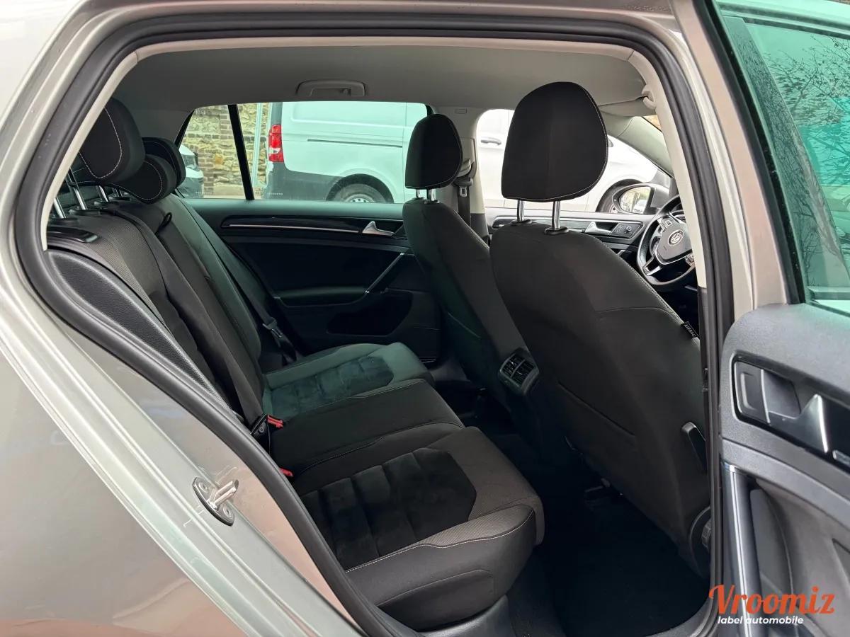 Volkswagen Golf 2.0 TDI 150 BLUEMOTION CARAT DSG BVA