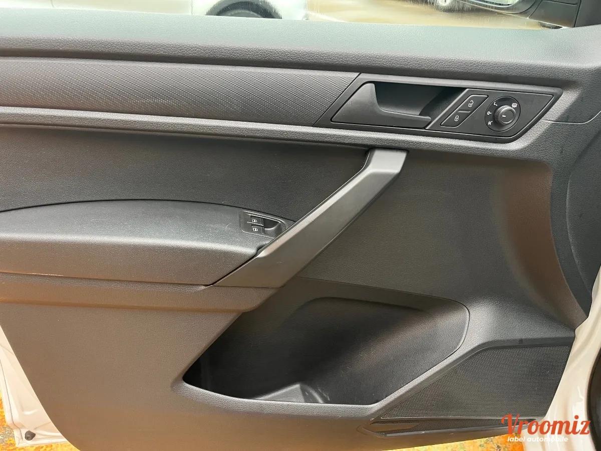 VOLKSWAGEN CADDY IV Van 2.0 TDI  102 CH BVM5 BUSINESS LINE