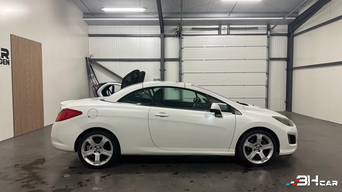 Peugeot 308 - photo 4