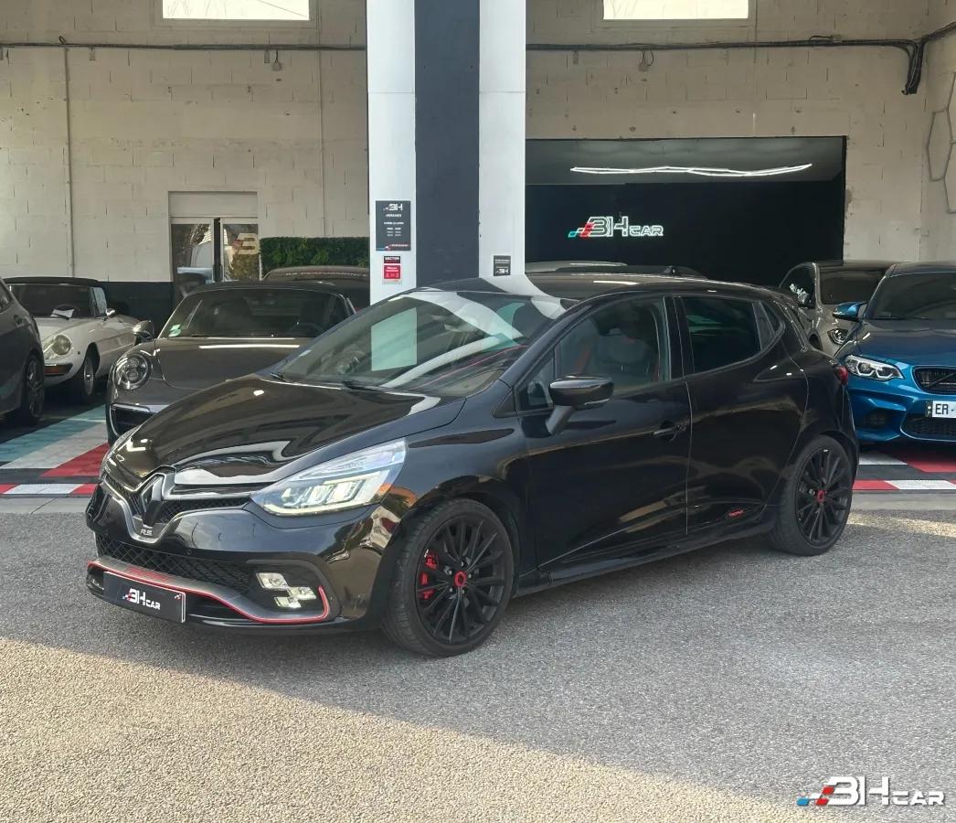 Image: Renault Clio 4 RS TROPHY 220cv - EDC/AKRAPOVIC/RS MONITOR/CUIRS CHAUFFANTS/BOSE/MAXTON/CLM RACING