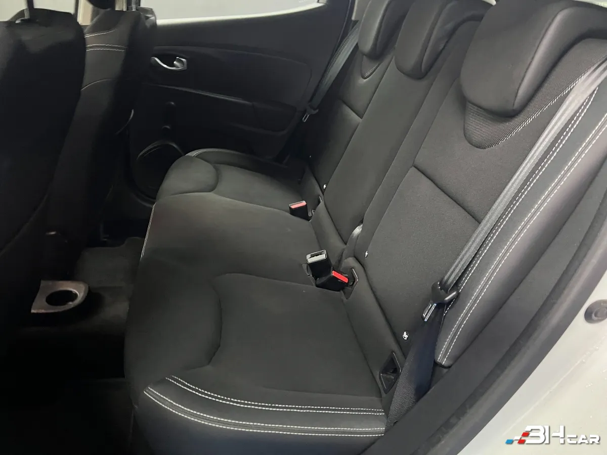 Renault Clio - photo 12