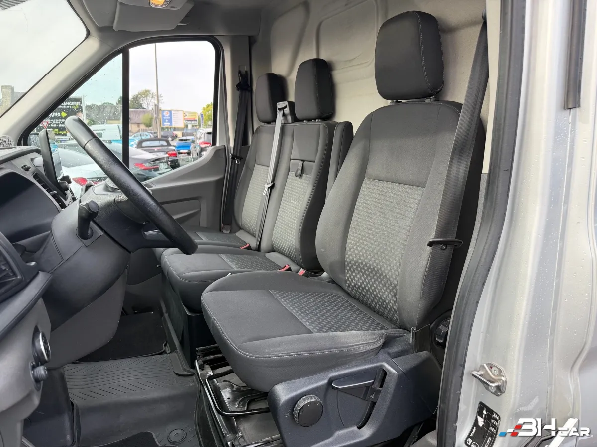 Ford Transit Vu - photo 11