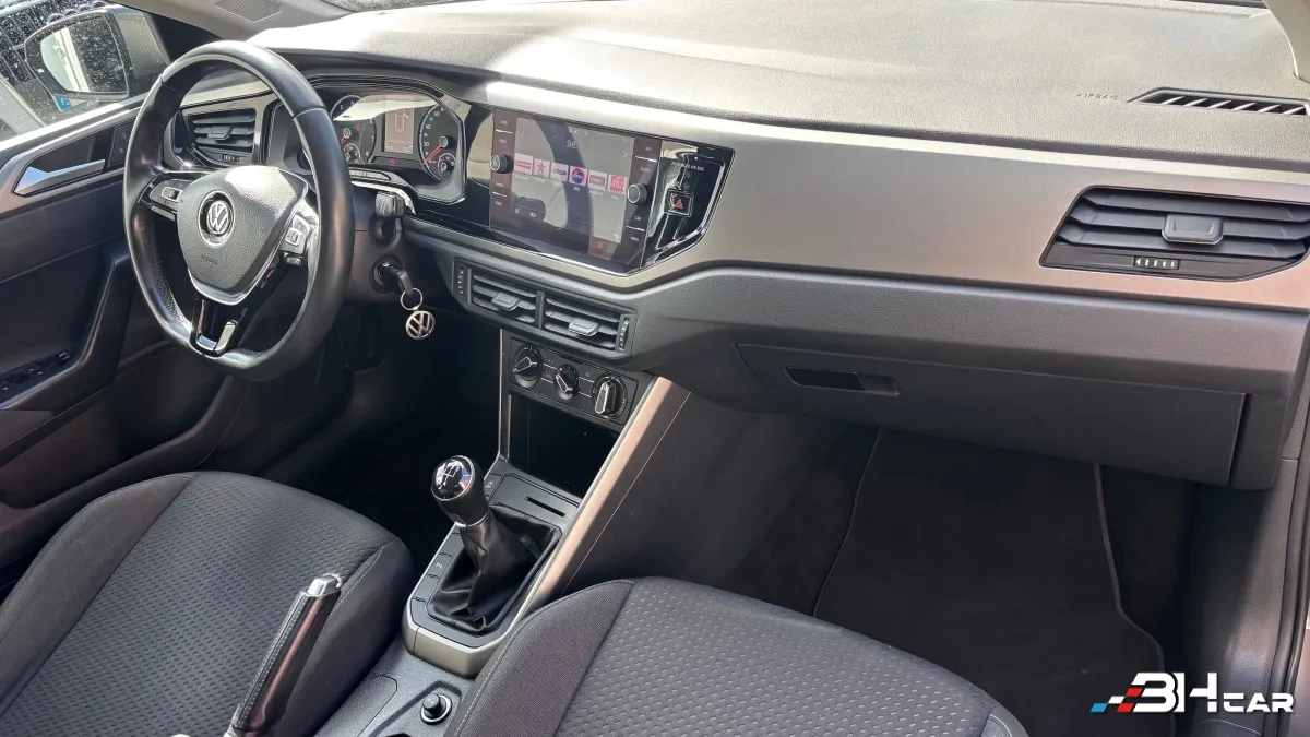 Volkswagen Polo - photo 11