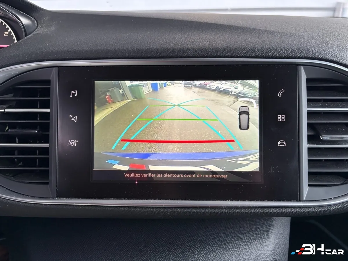 Peugeot 308 - photo 14