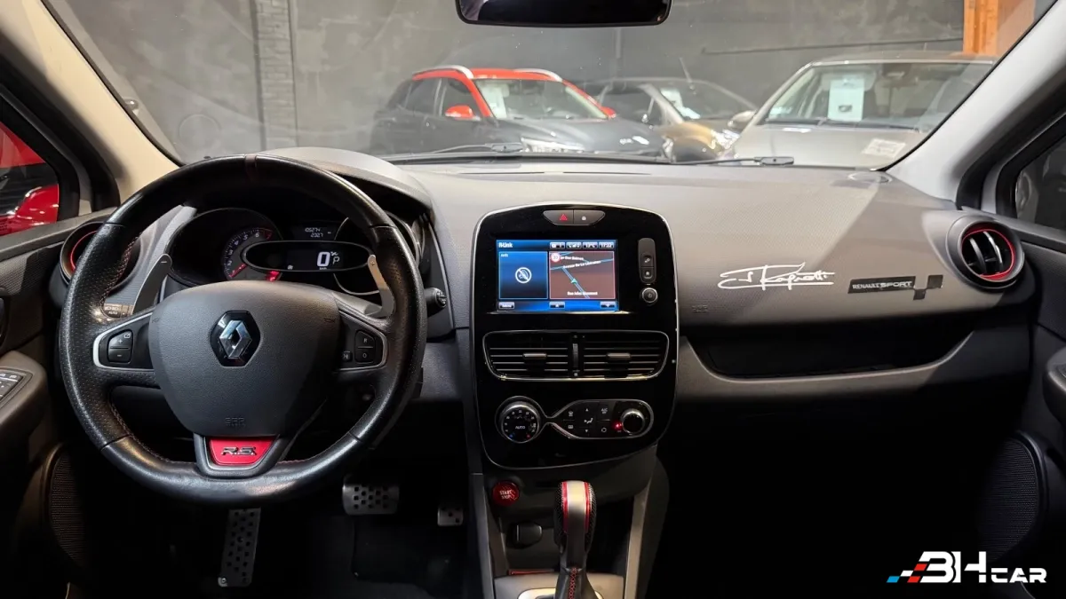 Renault Clio - photo 21