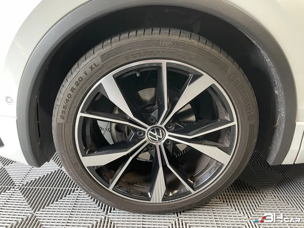 Volkswagen Tiguan - photo 29