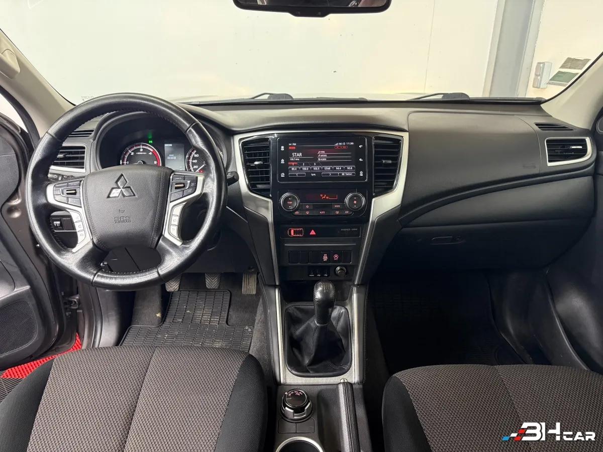 Aperçu indisponible de Mitsubishi L200
