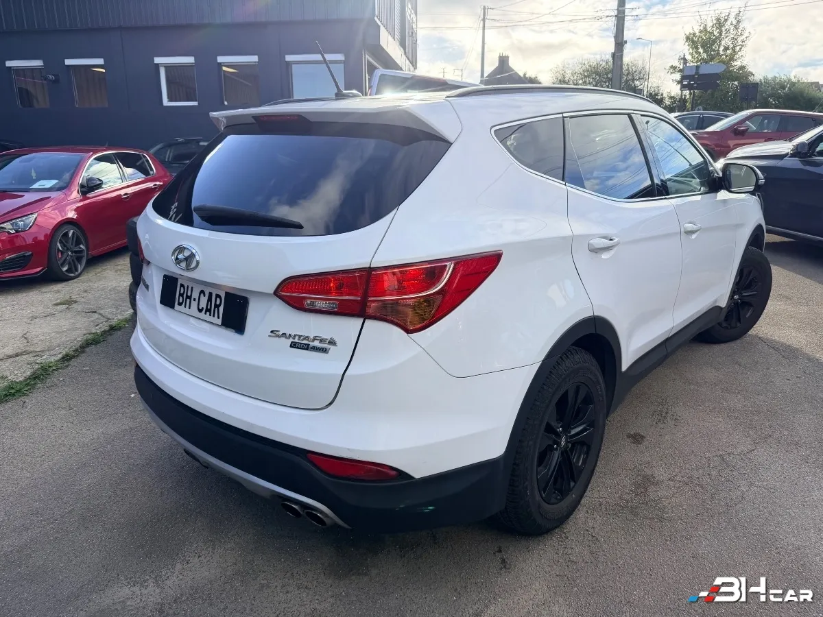 Hyundai Santa Fe - photo 16