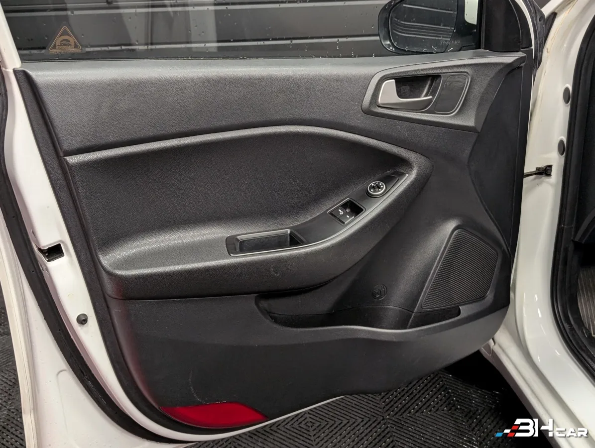 Hyundai I20 - photo 19