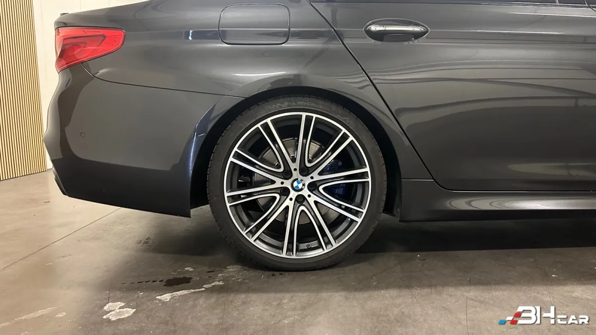 Bmw M550 - photo 46