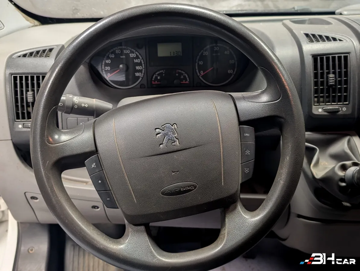 Peugeot Boxer Vu - photo 10
