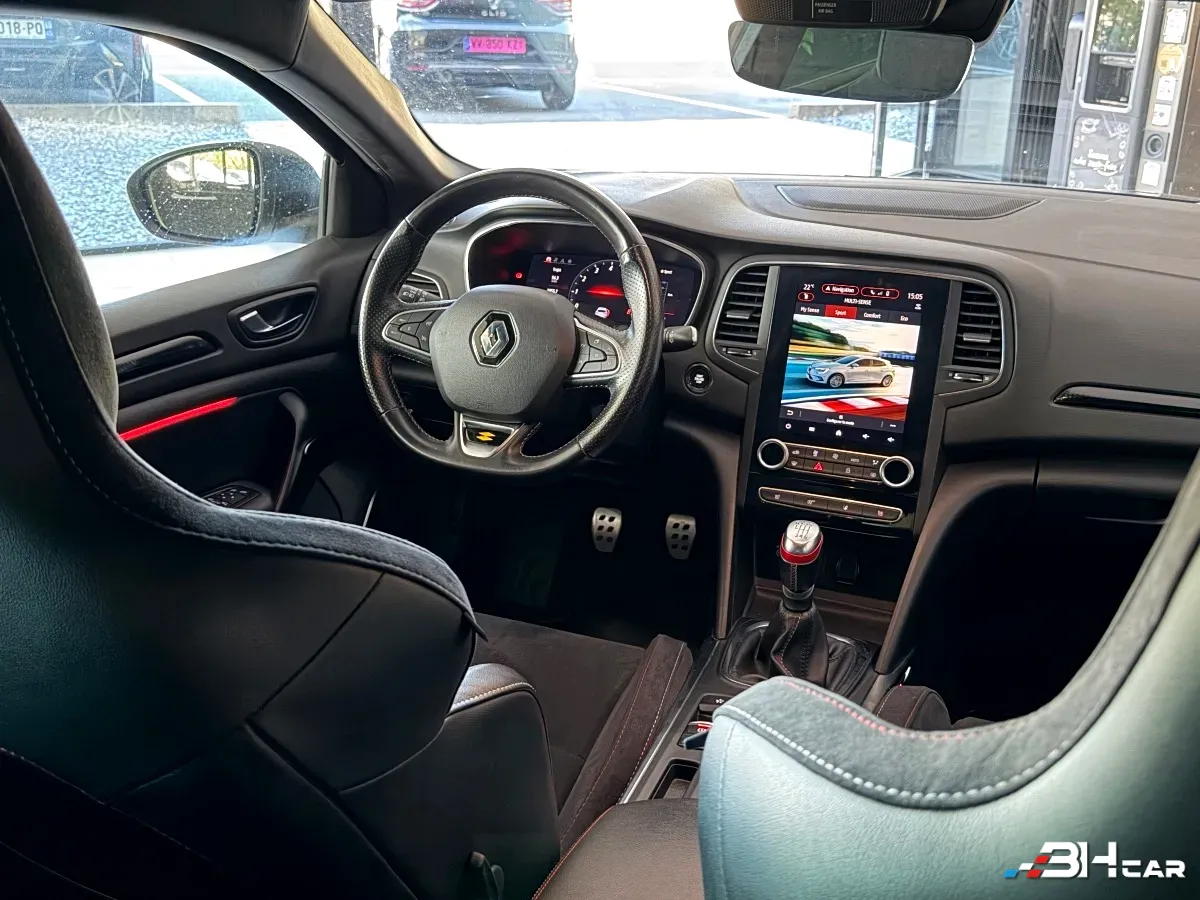 Renault Megane - photo 16