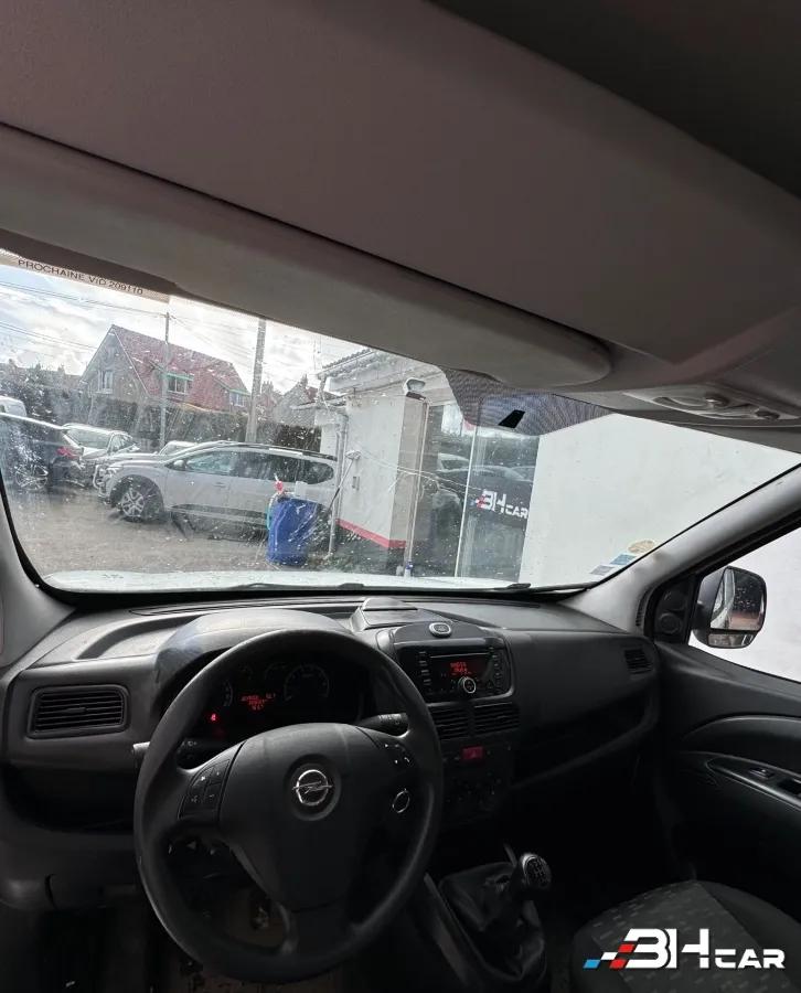 Aperçu indisponible de Opel Combo Vu