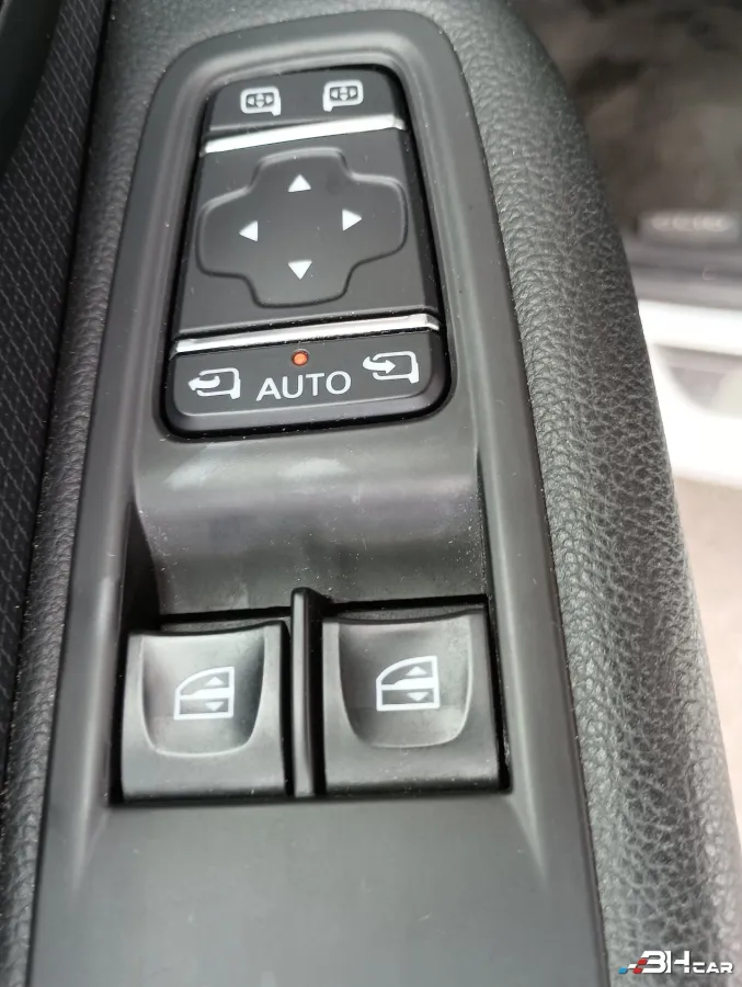 Renault Clio - photo 24
