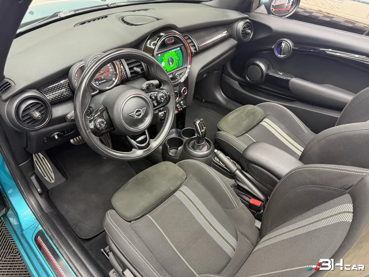 Mini Cabrio - photo 19