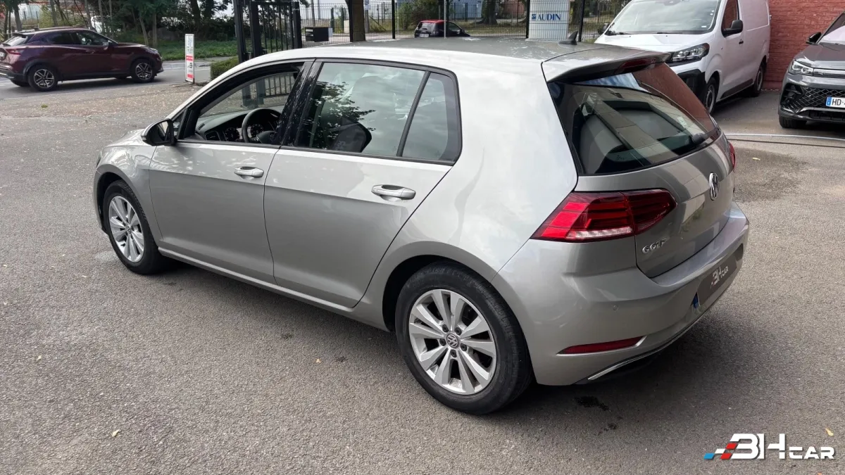 Volkswagen Golf - photo 4