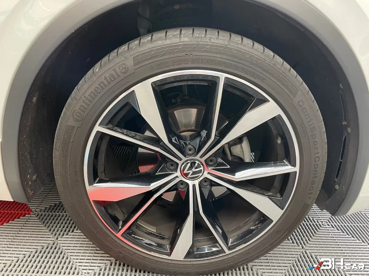 Volkswagen Tiguan - photo 28