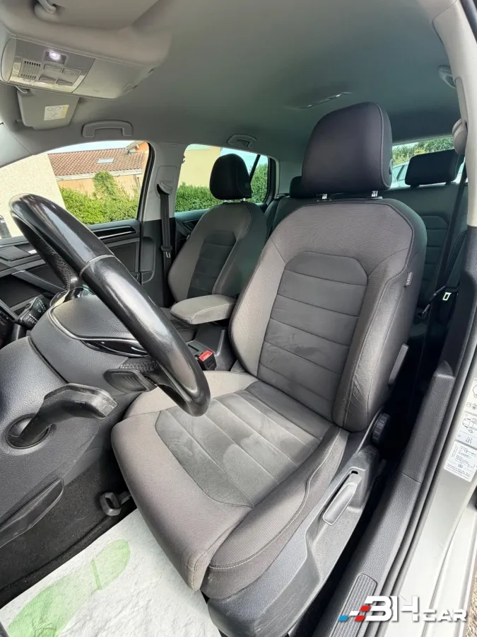 Volkswagen Golf - photo 13