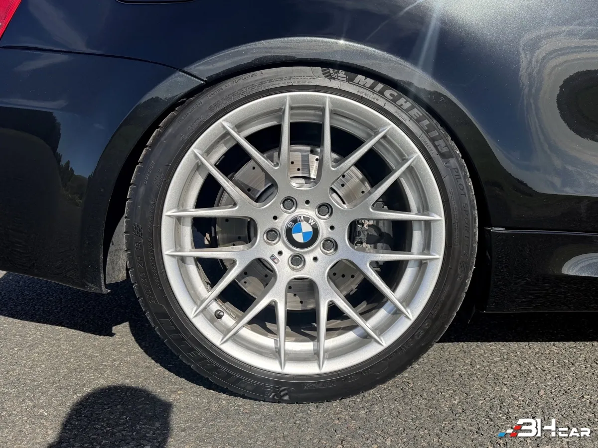 BMW 1M - photo 30