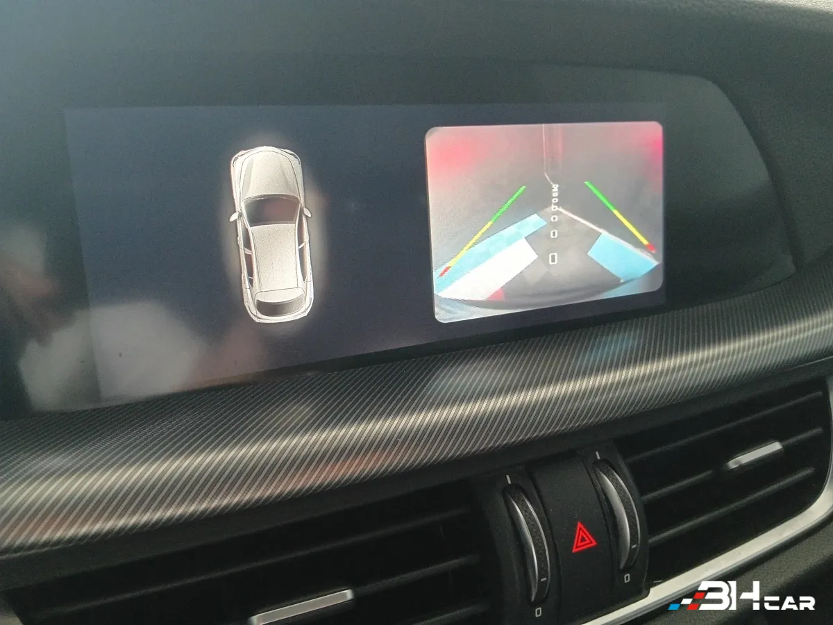 Alfa Romeo Stelvio - photo 22