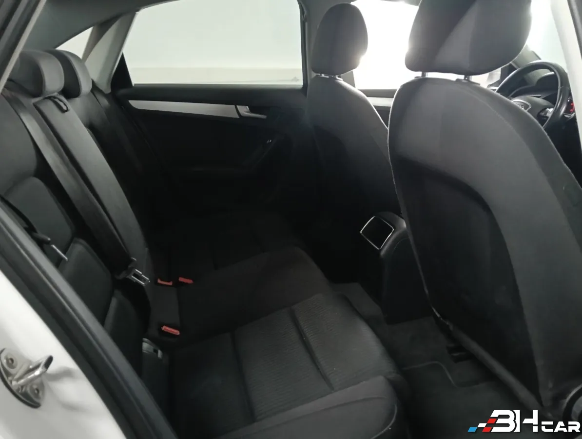 Audi A4 - photo 19