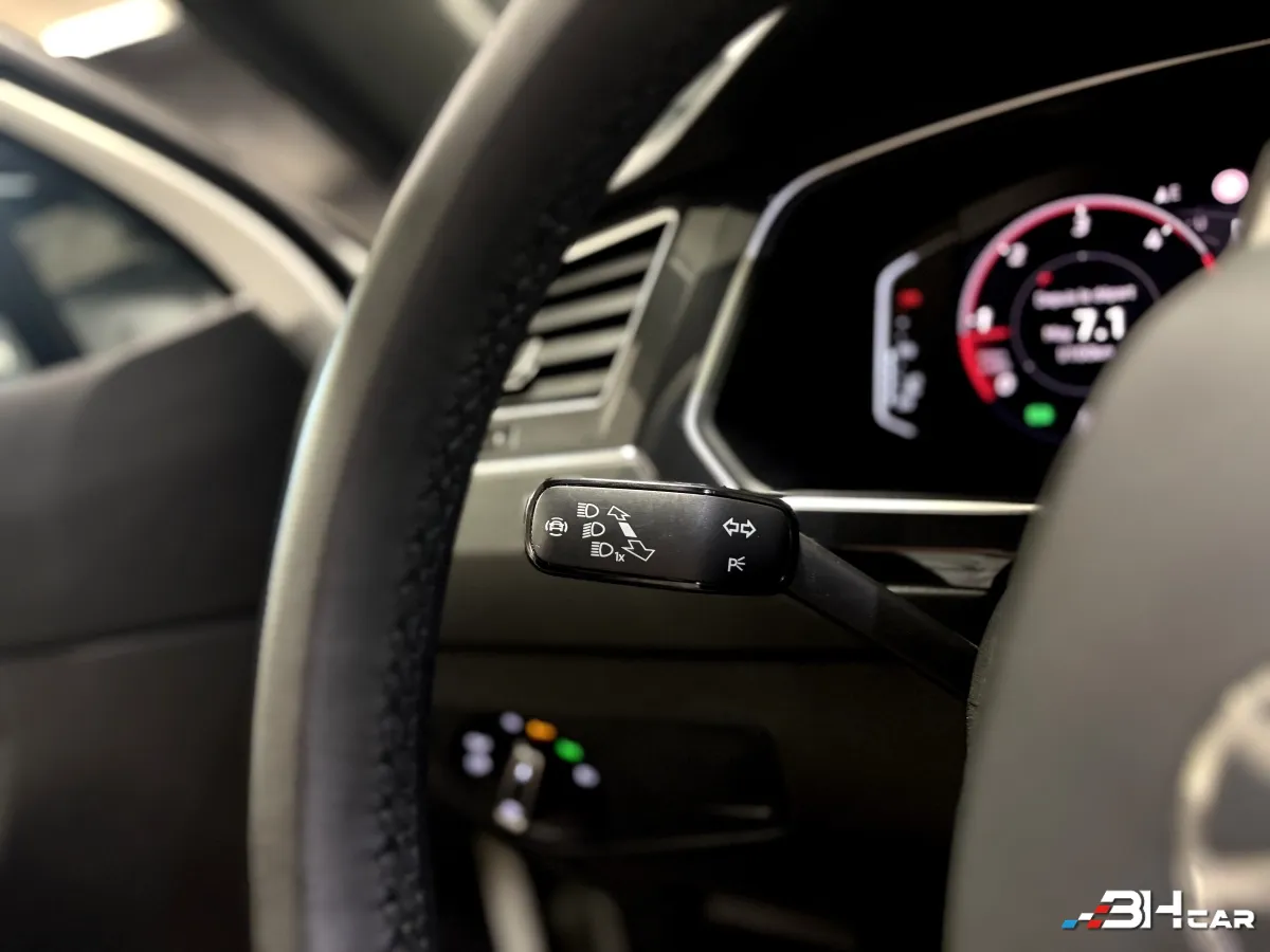 Volkswagen Tiguan - photo 29