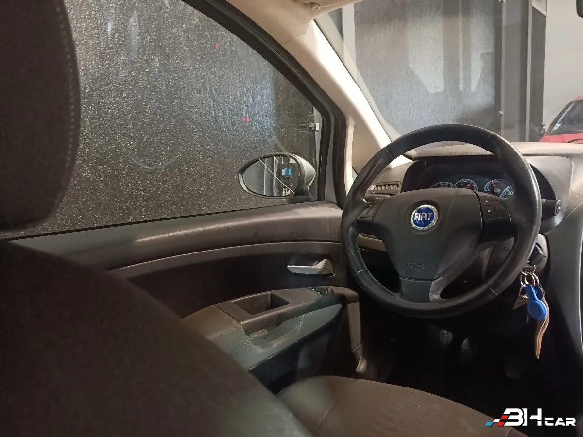 Fiat Grande Punto - photo 8
